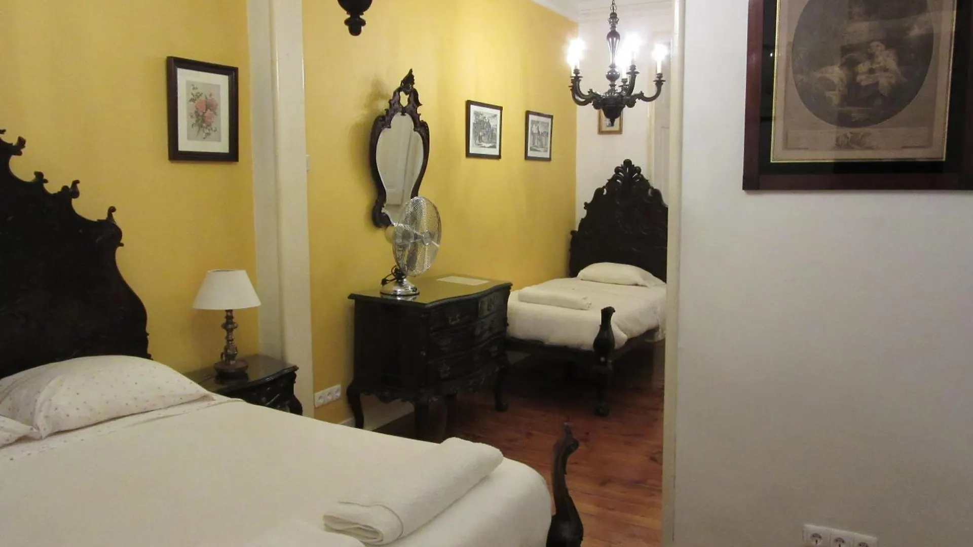 Bed and Breakfast Family Macedo Lisbona 0*,